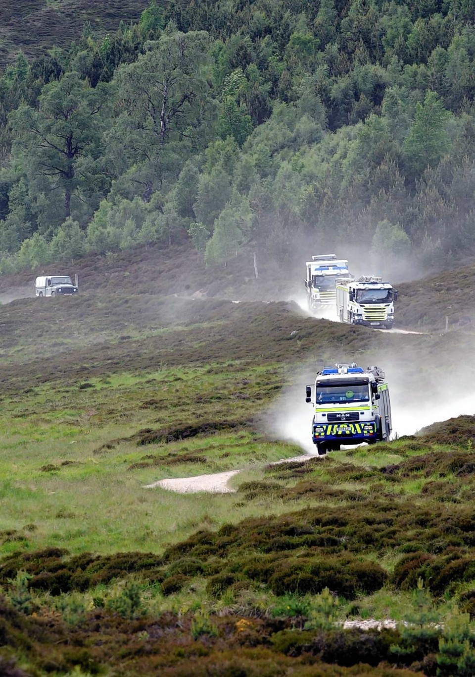 The fire engines were given access to the private road leading from the Linn of Dee car park to Derry Lodge