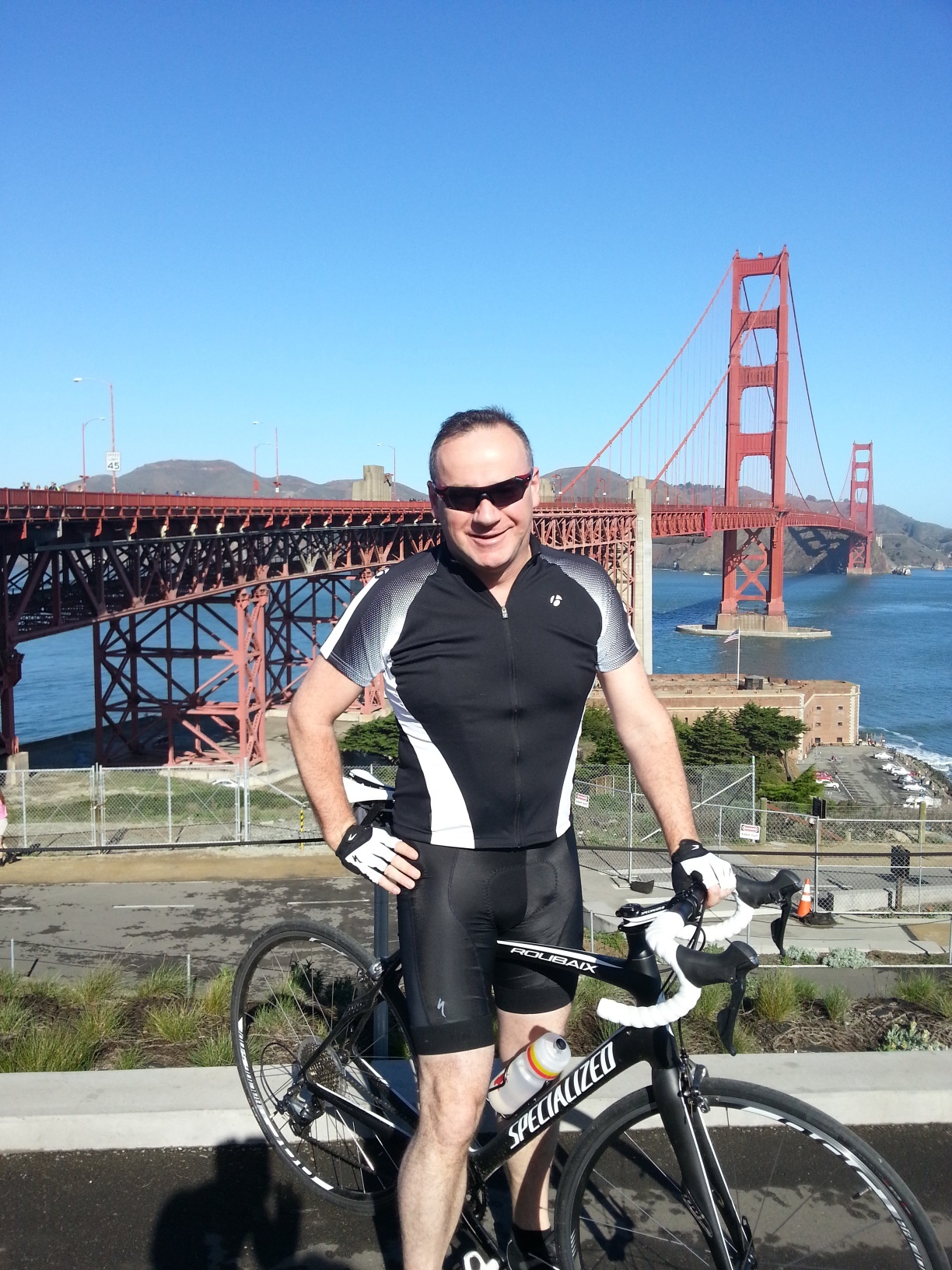 Giles Hamilton by San Franciso's Goden Gate bridge