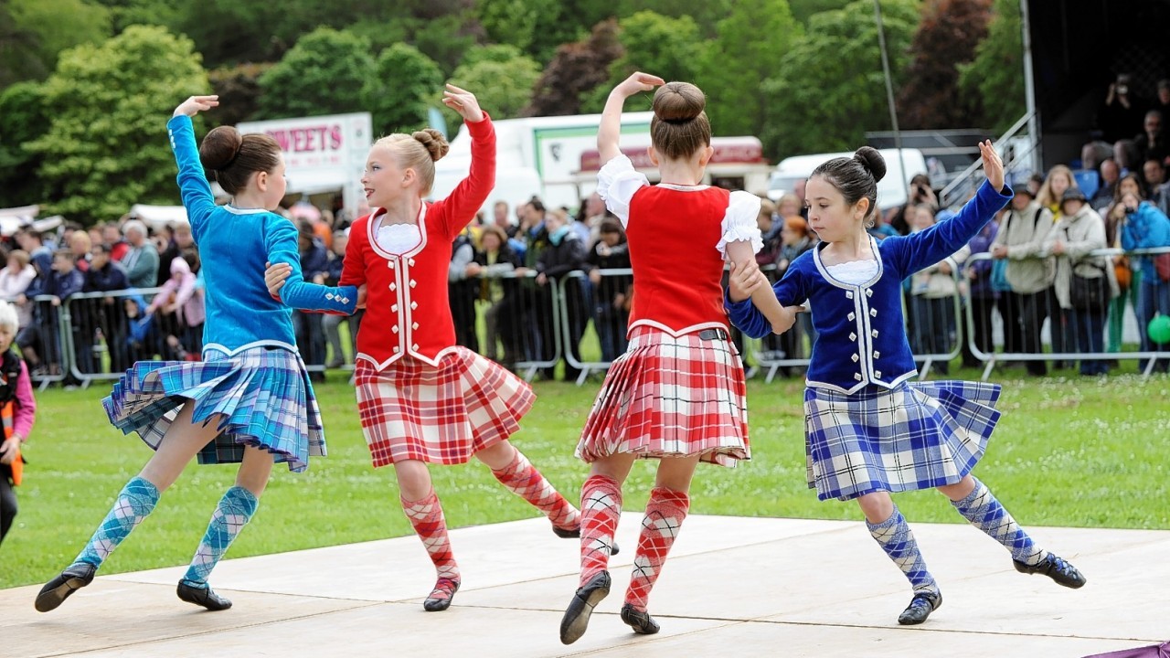 Young Highland dancers