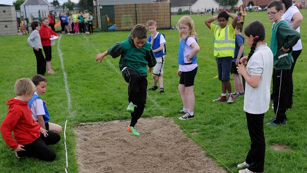 Pupils from Dalneigh, Merkinch, Central, Bishop Eden and St Josephs primary schools in Inverness take part in a mini-commonwealth games.