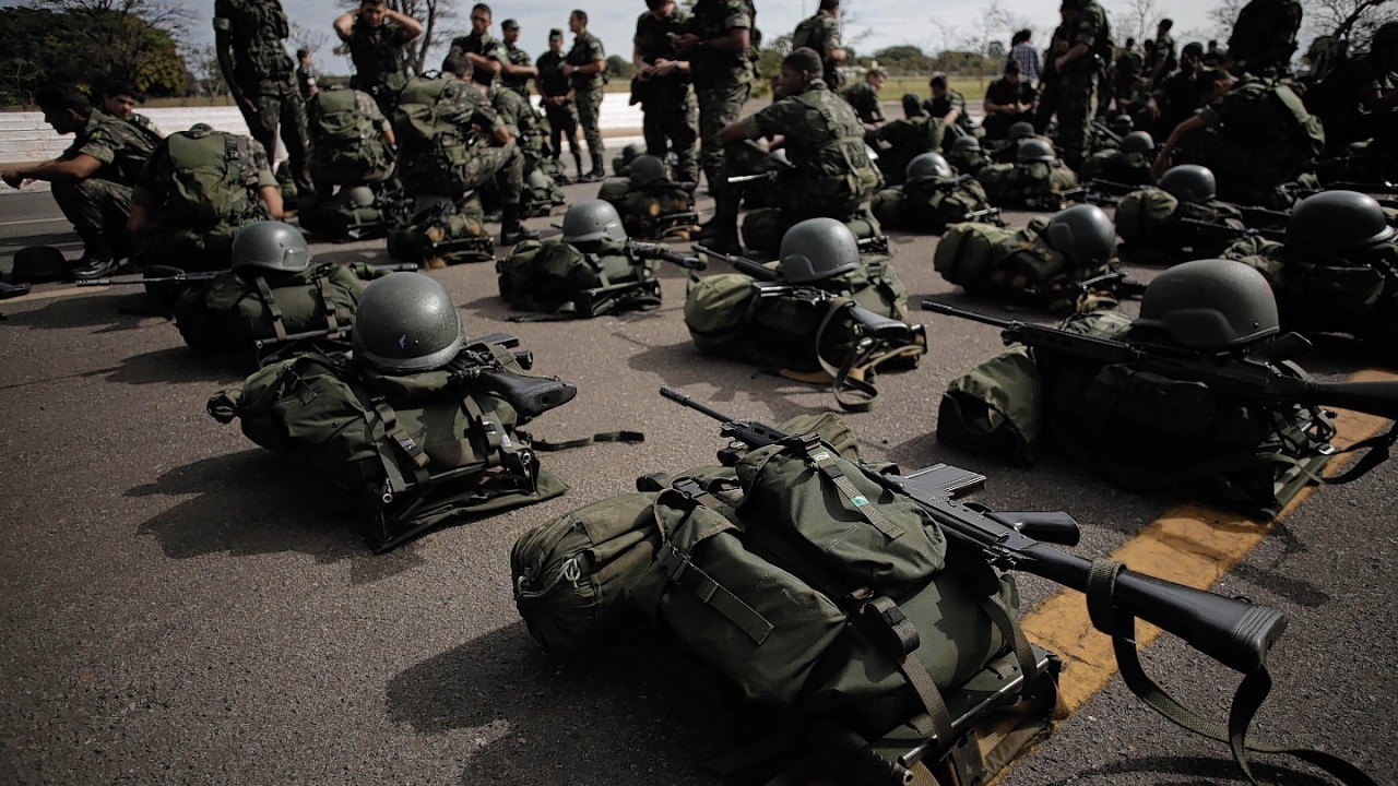 More than 2500 members of the Brazilian armed take part in the security operation for the 2014 World Cup, which starts on June 12.