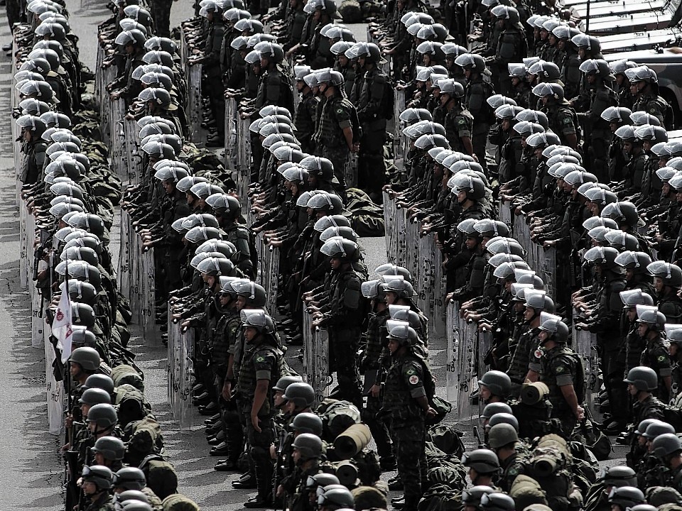 More than 2500 members of the Brazilian armed take part in the security operation for the 2014 World Cup, which starts on June 12.