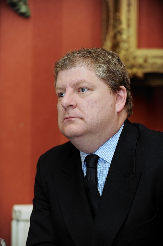 Angus Robertson