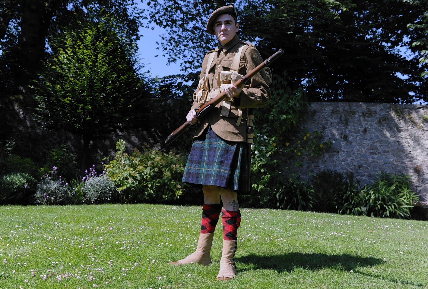 Gordon Highlanders living historian Lewis Gibbon