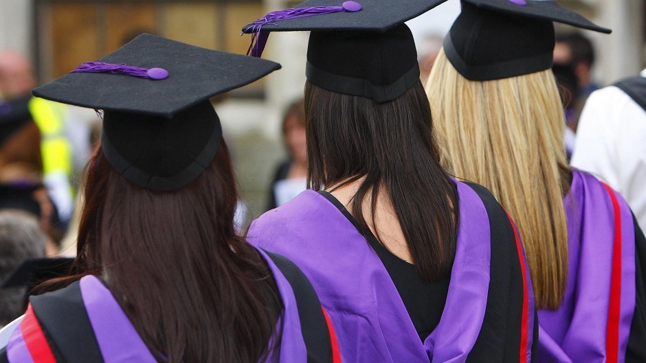 Hundreds of students  in Scotland are dropping out for financial reasons, according to new figures.