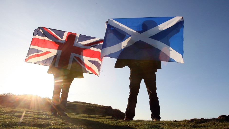 Party leaders have issued joint declaration of more powers for Scottish Parliament on eve of TV referendum debate.