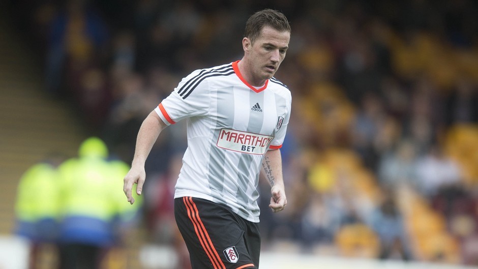 Ross McCormack has signed a new deal at Fulham