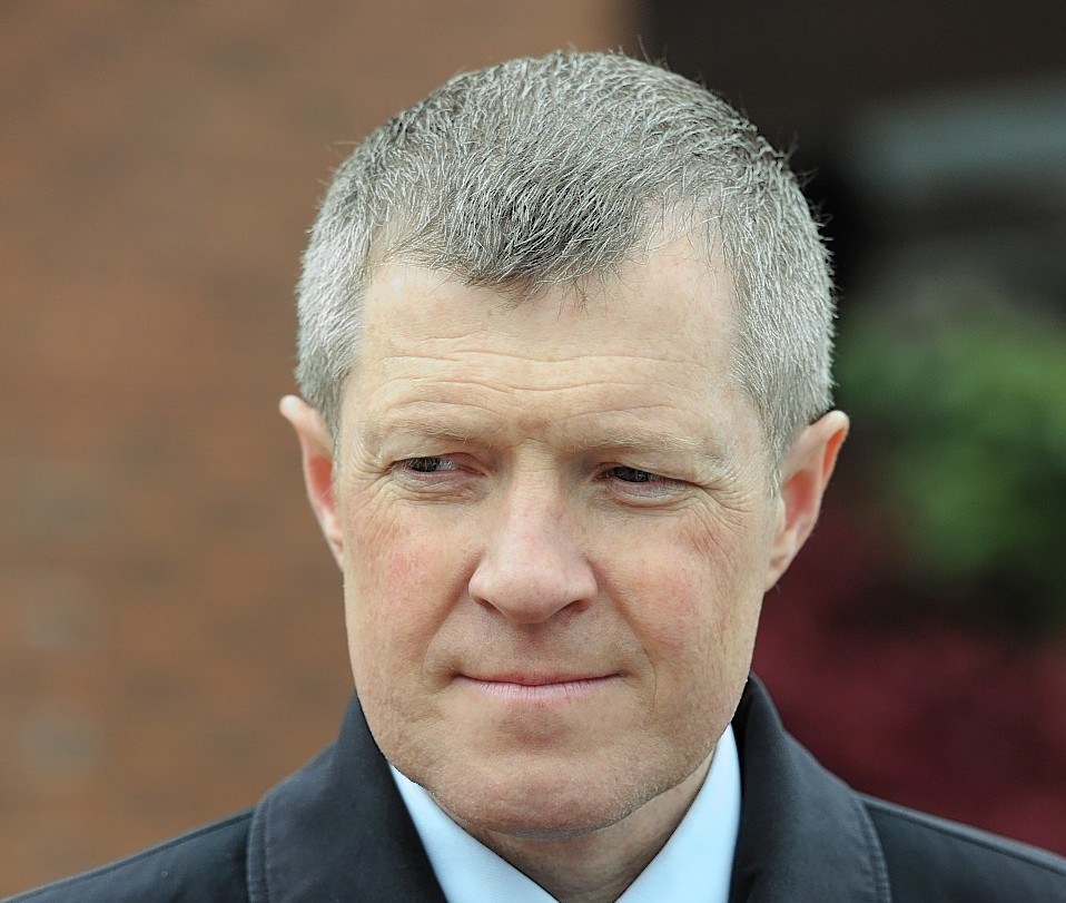 Scottish Lib Dem leader Willie Rennie accused SNP of rejecting  olive branch.