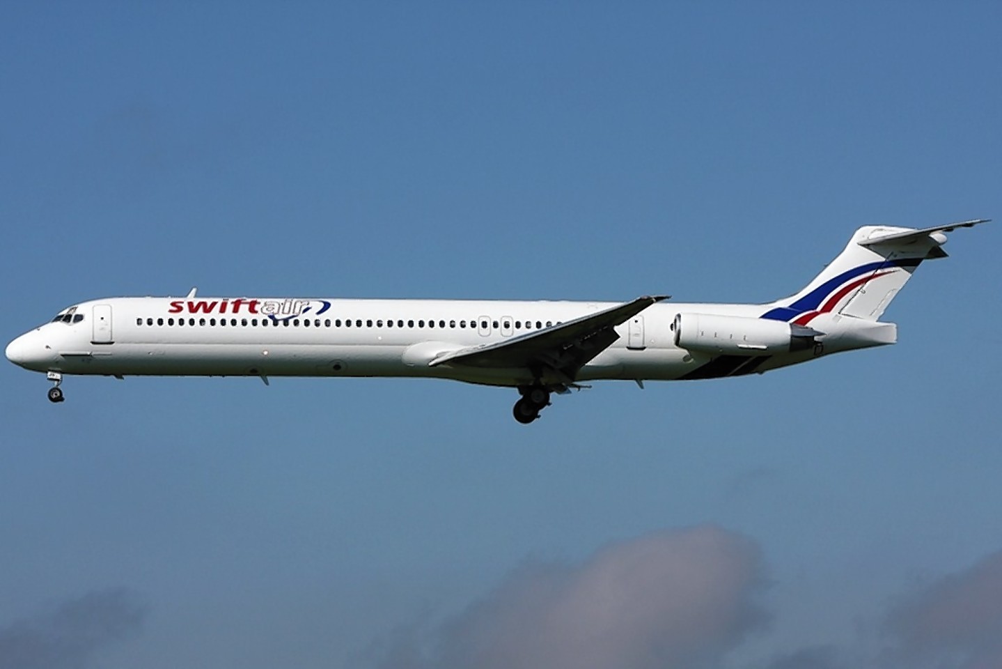 An Air Algerie plane similar to the one that has gone missing