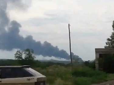 Malaysia flight crash over Ukraine near Shakhtersk Donetsk