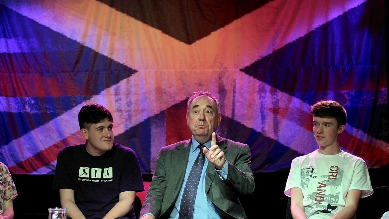 Alex Salmond visits the Scottish Youth Theatre to meet with the cast of Now's The Hour, a show performed by first-time voters aged 16 and 17 about their attitudes towards the forthcoming Scottish independence referendum
