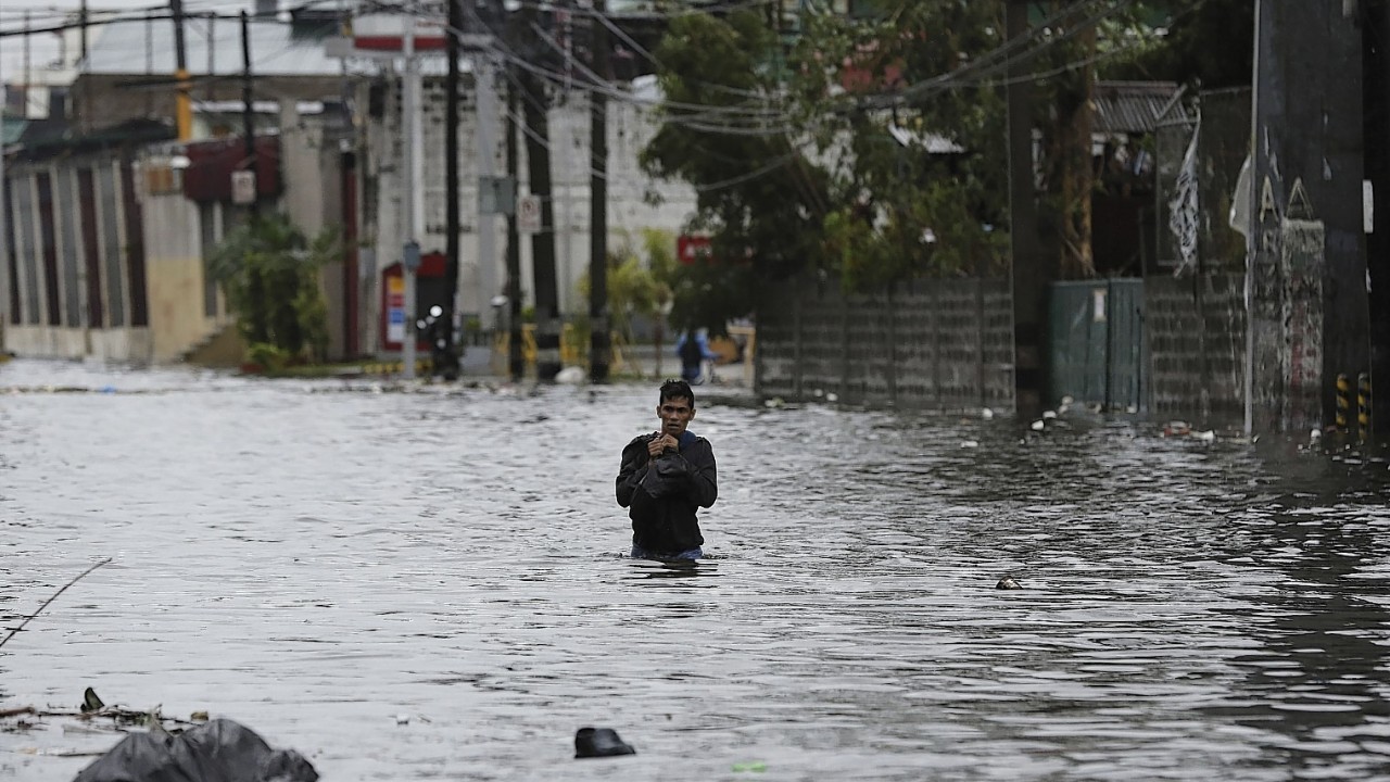 Typhoon Rammasun knocked out power in many areas but it spared the Philippine capital, Manila