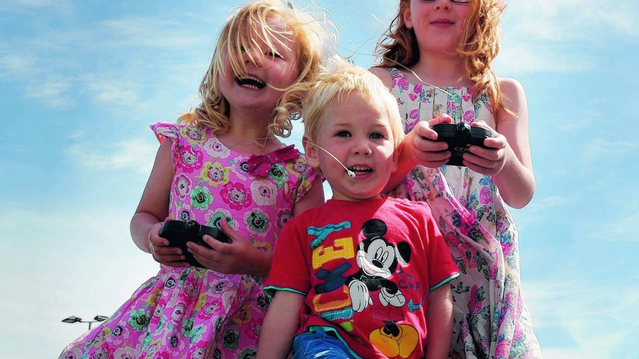 Isabella Callander with brother Angus and Abigail.