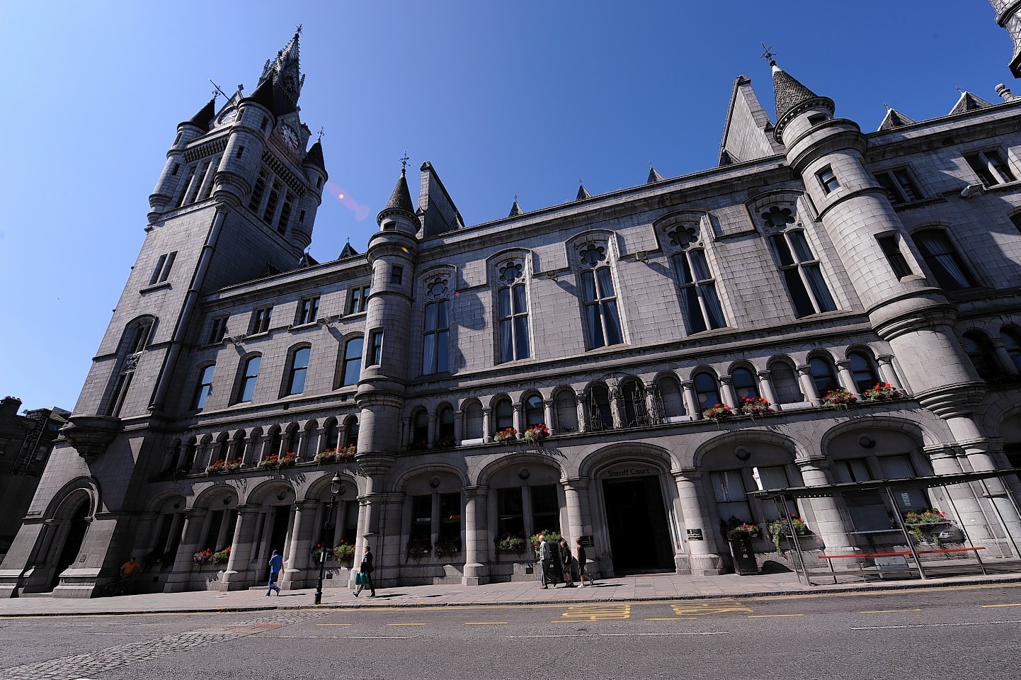 Aberdeen Civil Justice and Commercial Court in Queen Street