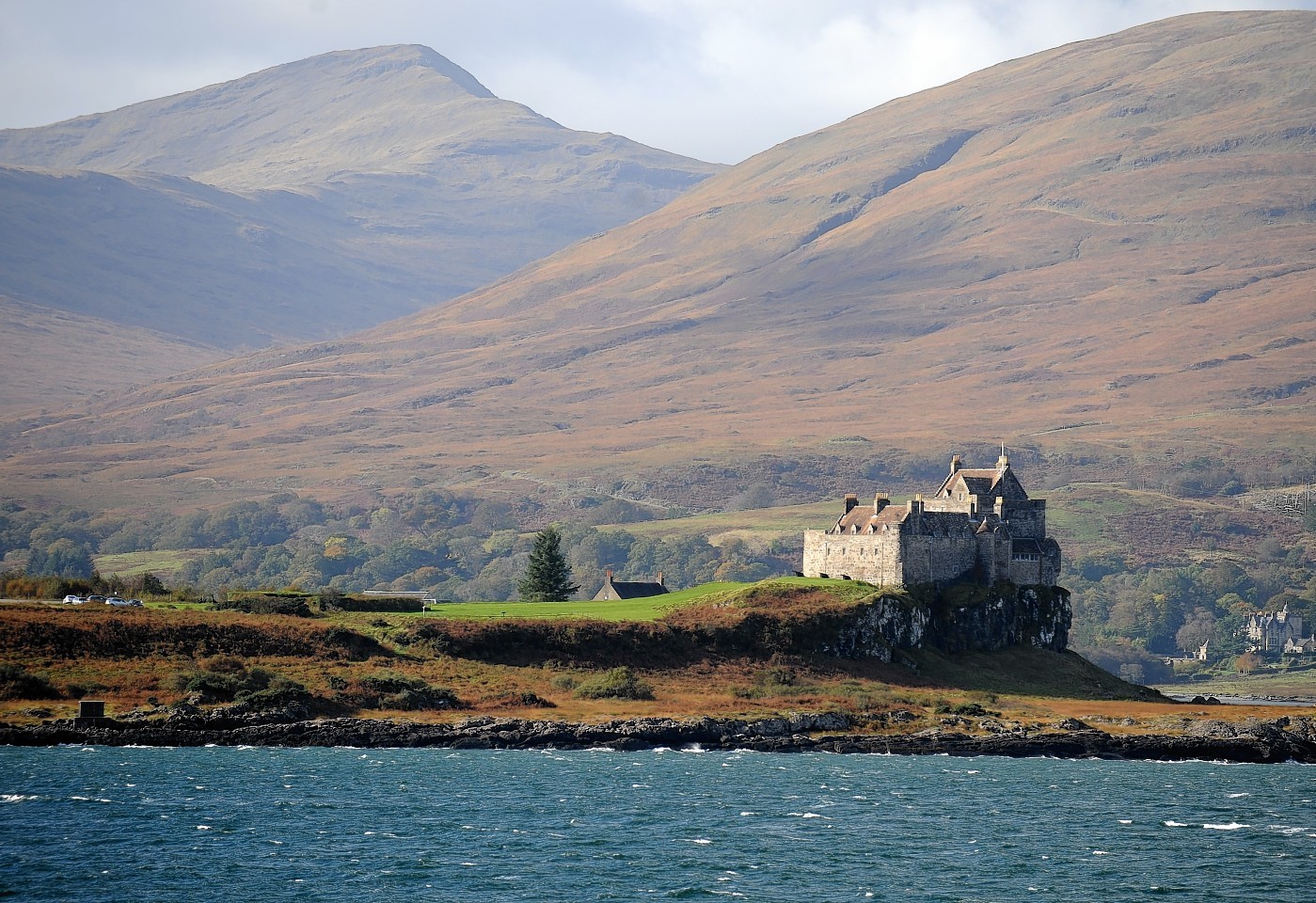 Duart-castle-Mull.jpg