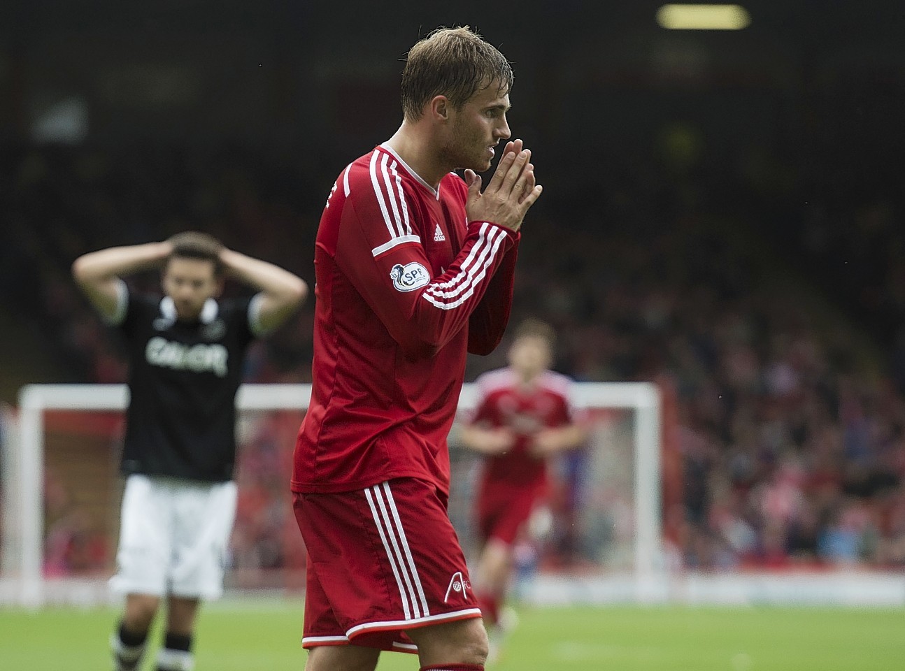 David Goodwillie couldn't find any sort of break through for the Dons