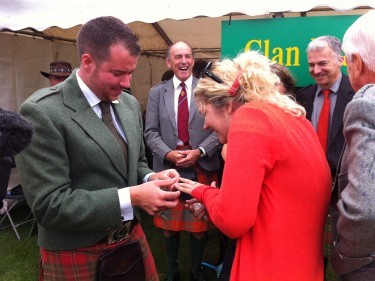 Sandy Leask proposes to girlfriend Fiona Miller at Aboyne Highland Games