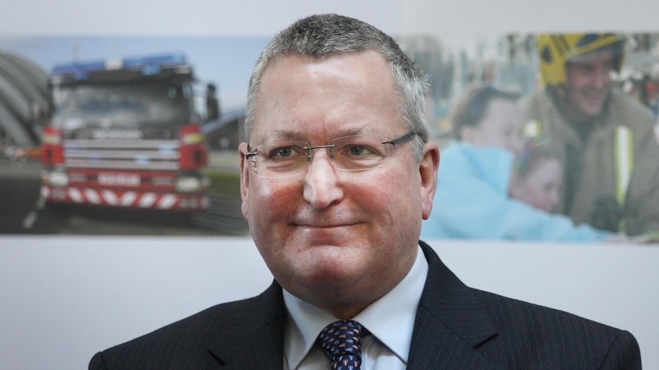 Fergus Ewing called on companies to sign up to the statement of principles which was developed by the Parcel Delivery Working Group last year