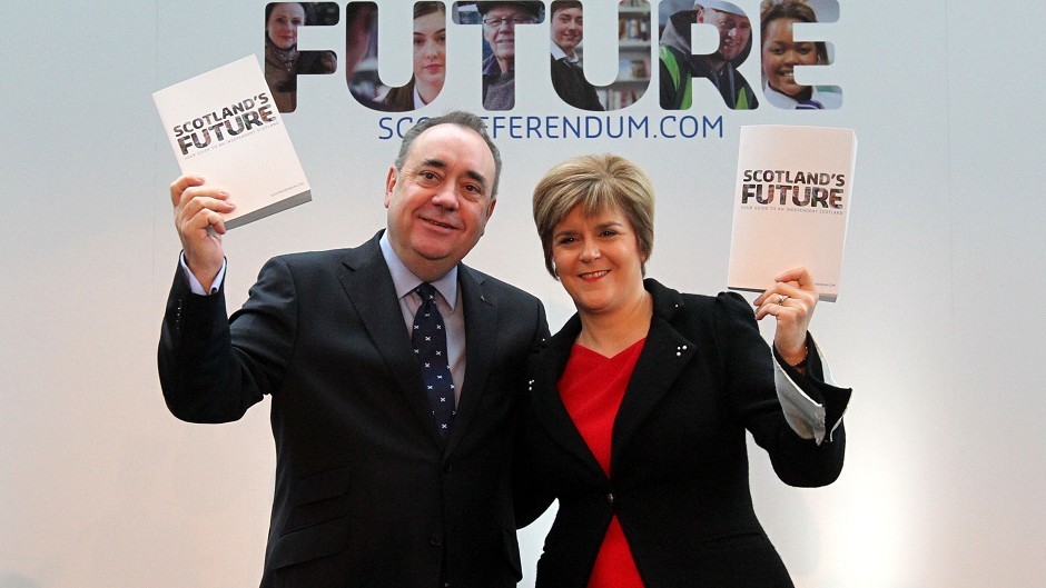 Nicola Sturgeon and Alex Salmond present their White Paper