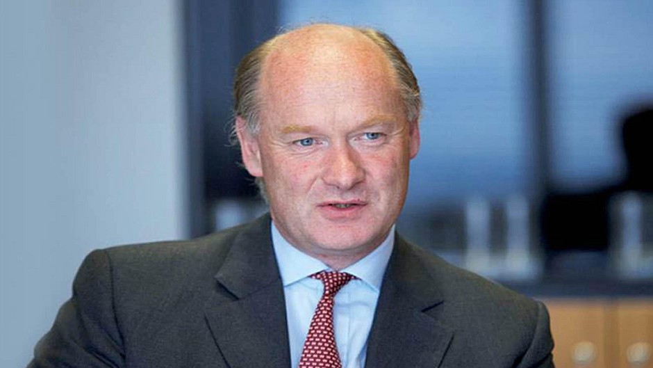 HSBC chairman Douglas Flint has warned of the financial dangers of Scottish independence.