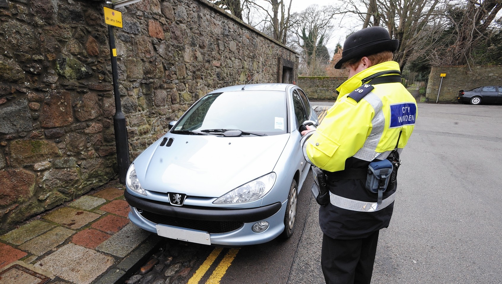 The yellow lines were removed from Maiden Street