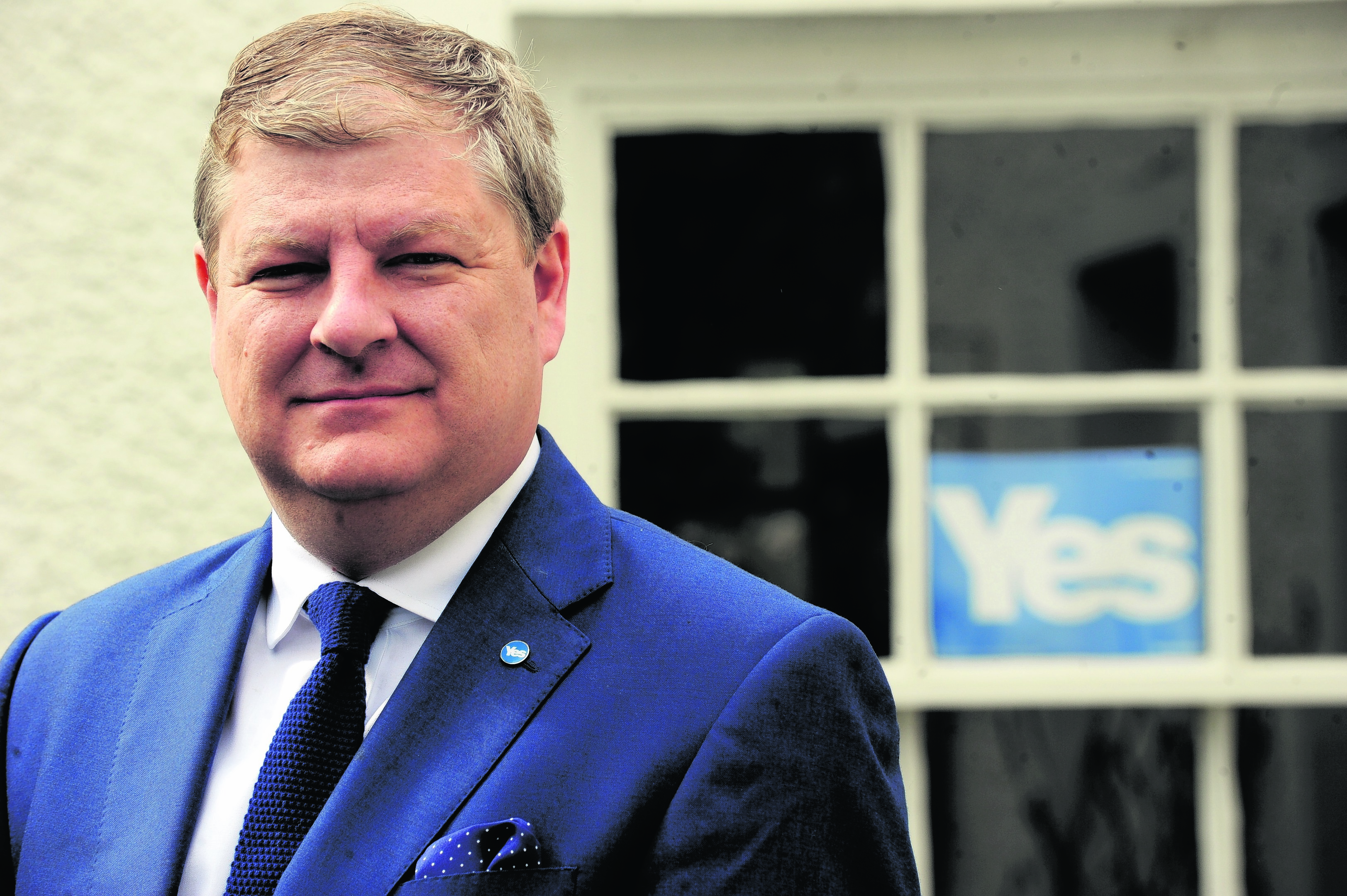 Angus Robertson