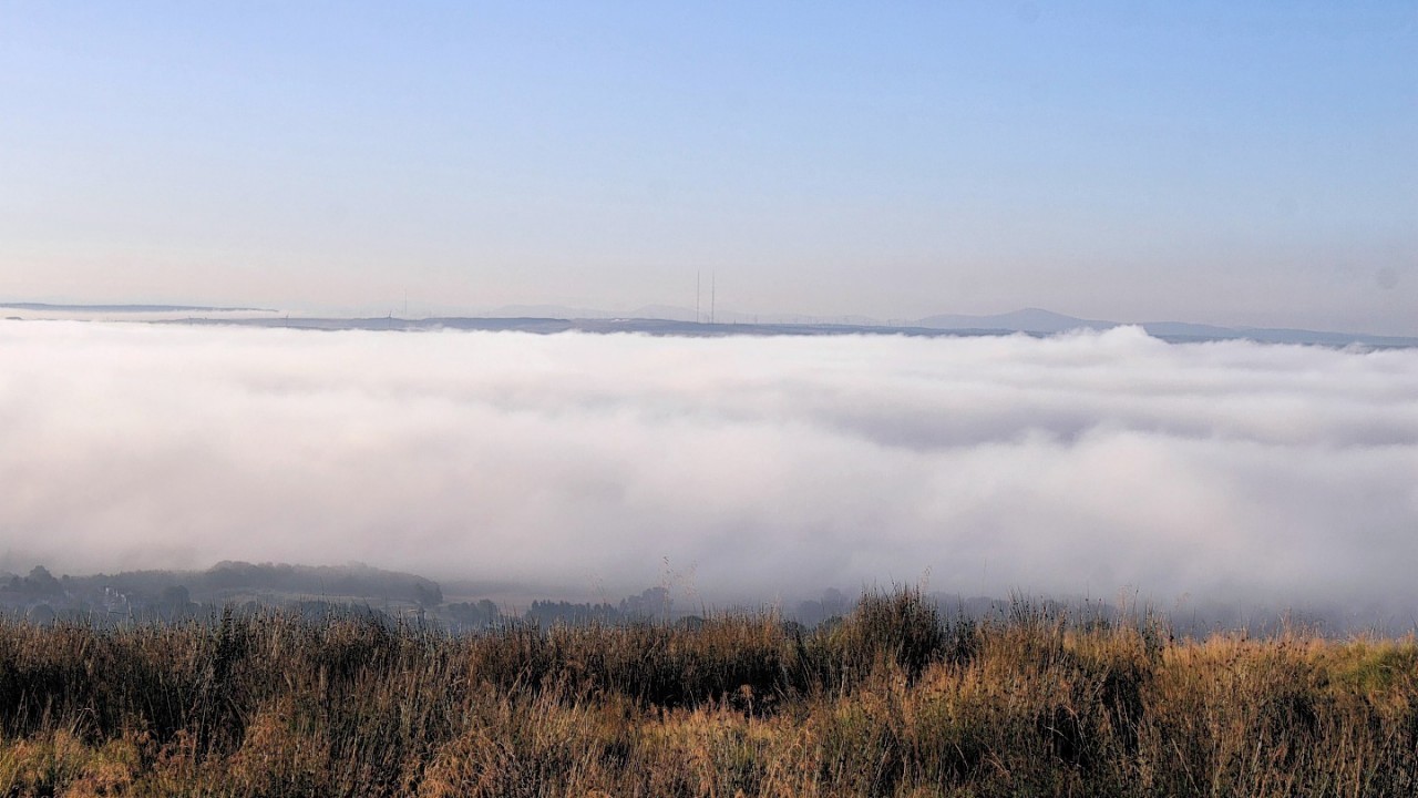 Morning mist banks roll over the Kelvin Valley, Kilsyth, North Lanarkshire