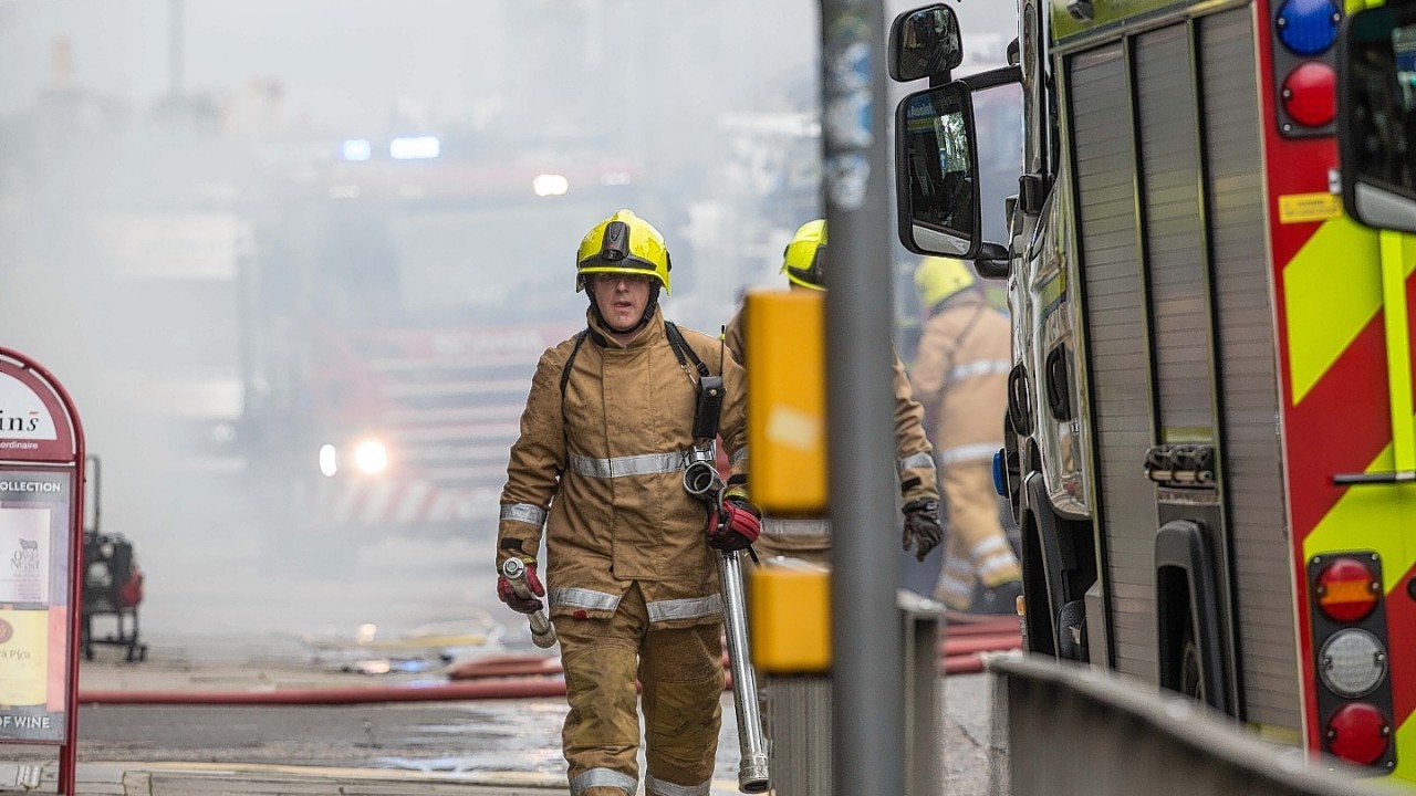 Crews tackle blaze at Rosemount Place