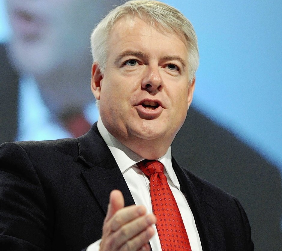 Welsh First Minister Carwyn Jones issued an impassioned plea for Scots to reject independence.