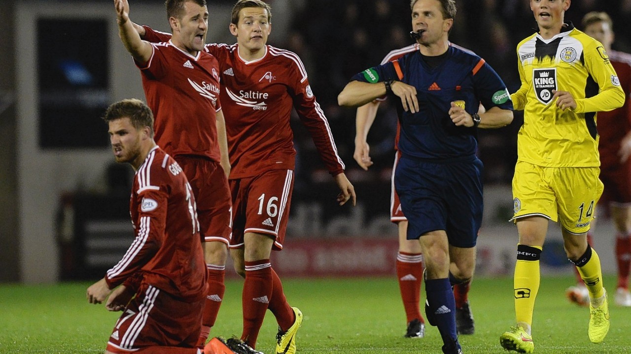 But Goodwillie, Rooney and the rest of Derek McInnes' men were left frustrated for the majority of the first half
