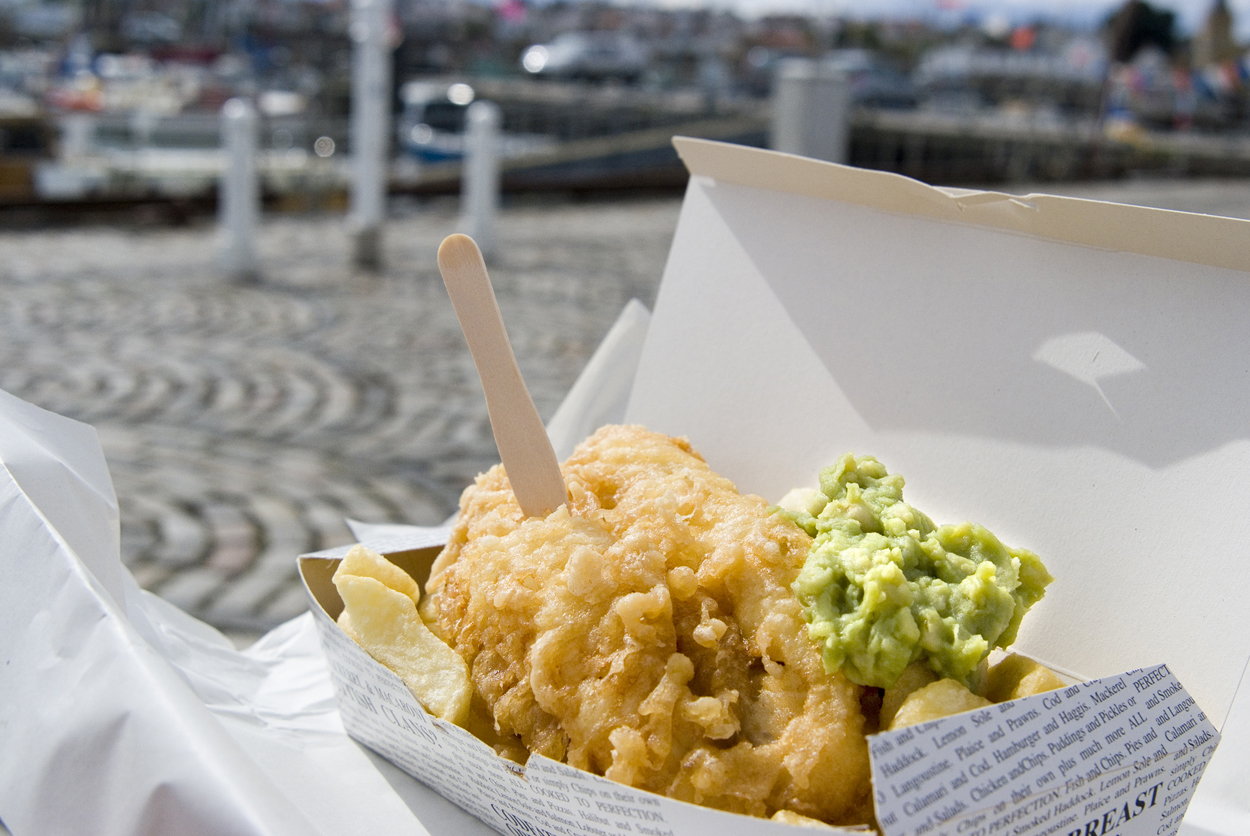 Fish and chips with mushy peas