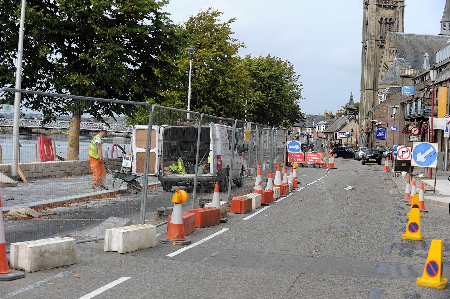 Flood scheme for Bank Street, Inverness