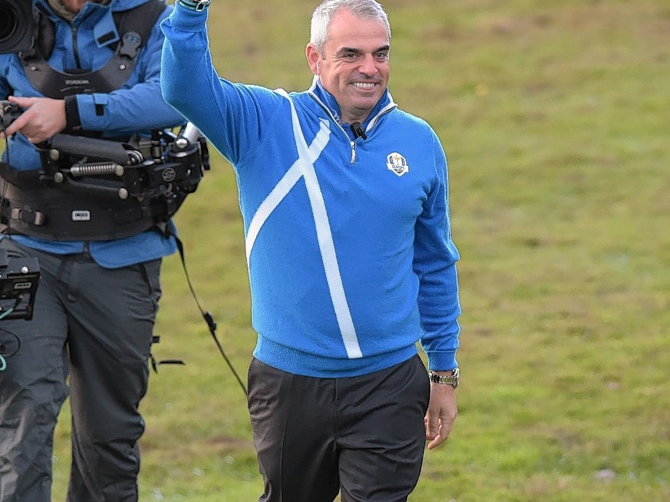 Paul McGinley salutes the European support