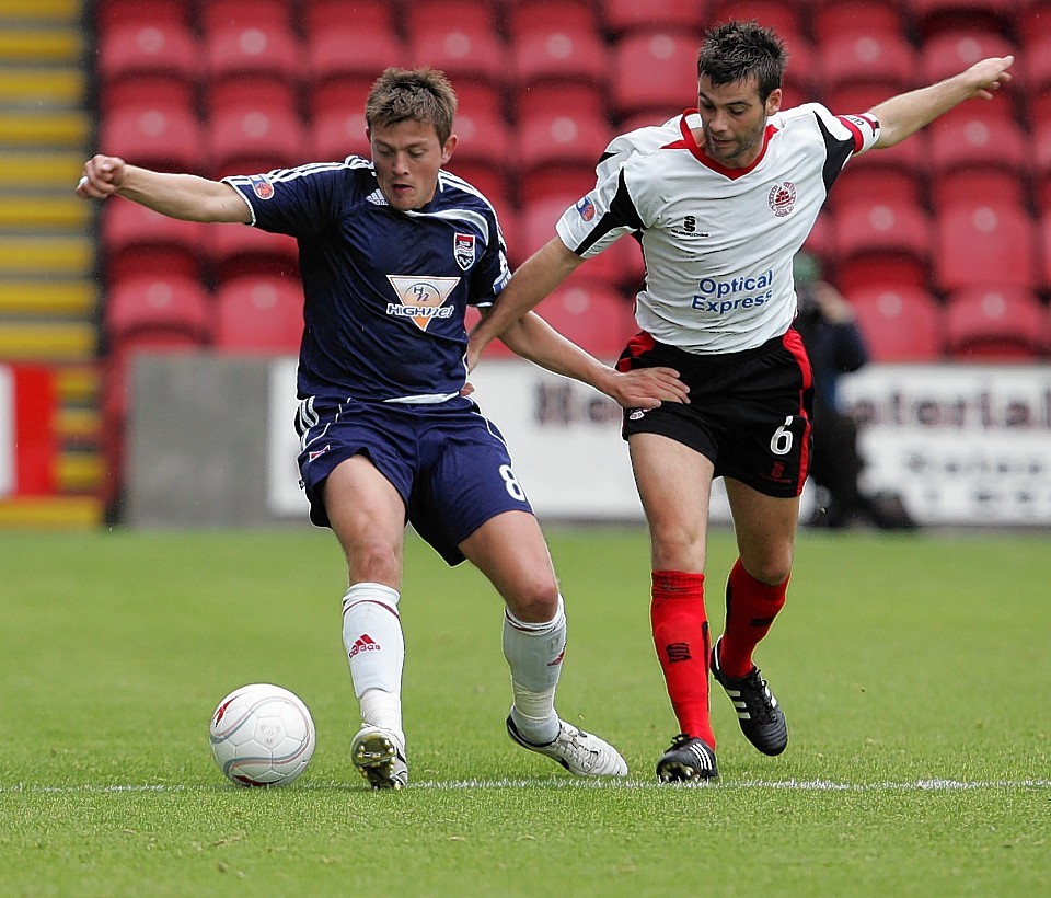 Kettlewell was named captain during his time at Clyde