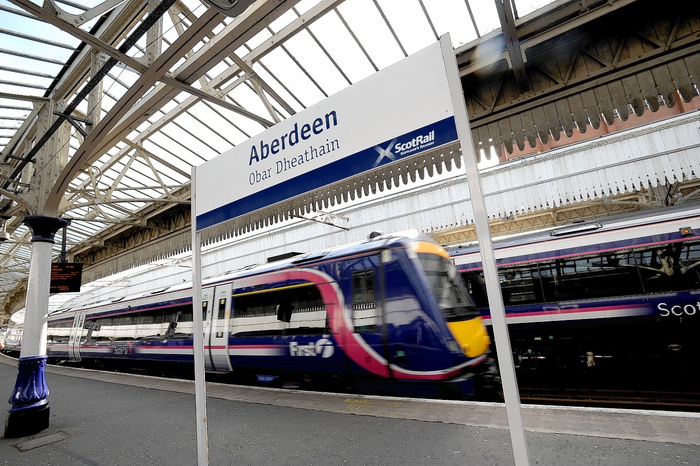 Aberdeen Railway Station