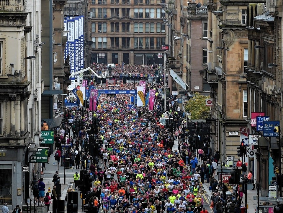 Thousands of runners took to the streets of Glasgow this morning for the Great Scottish Run