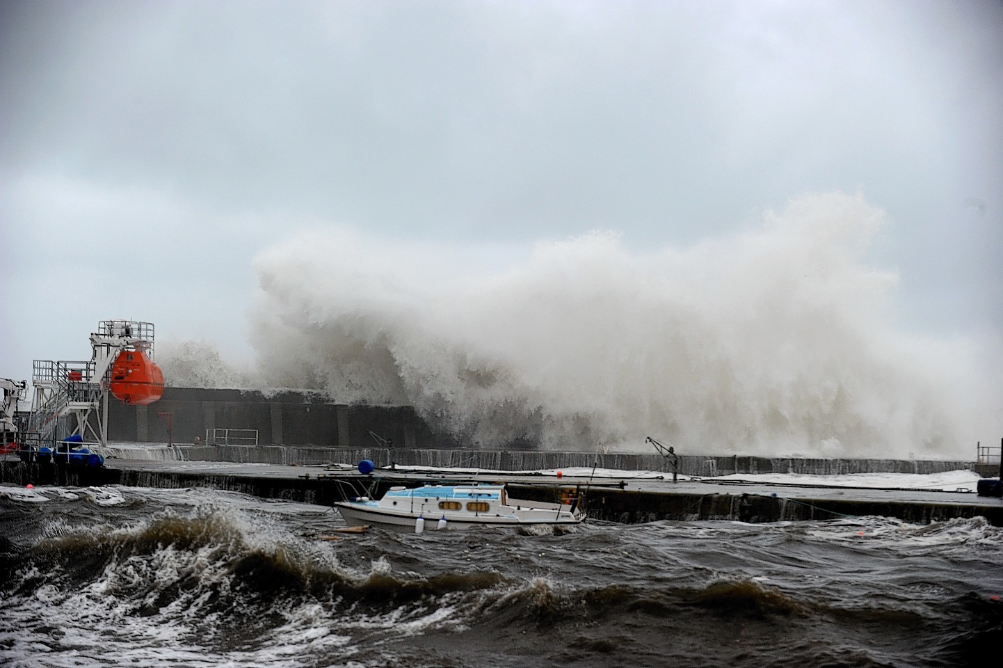 Waves batter Stonehaven Harbour