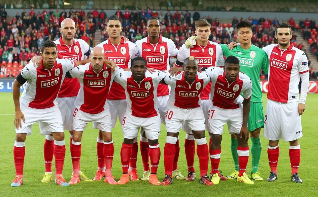 Tony Watt lines up alongside his Standard Liege team mates