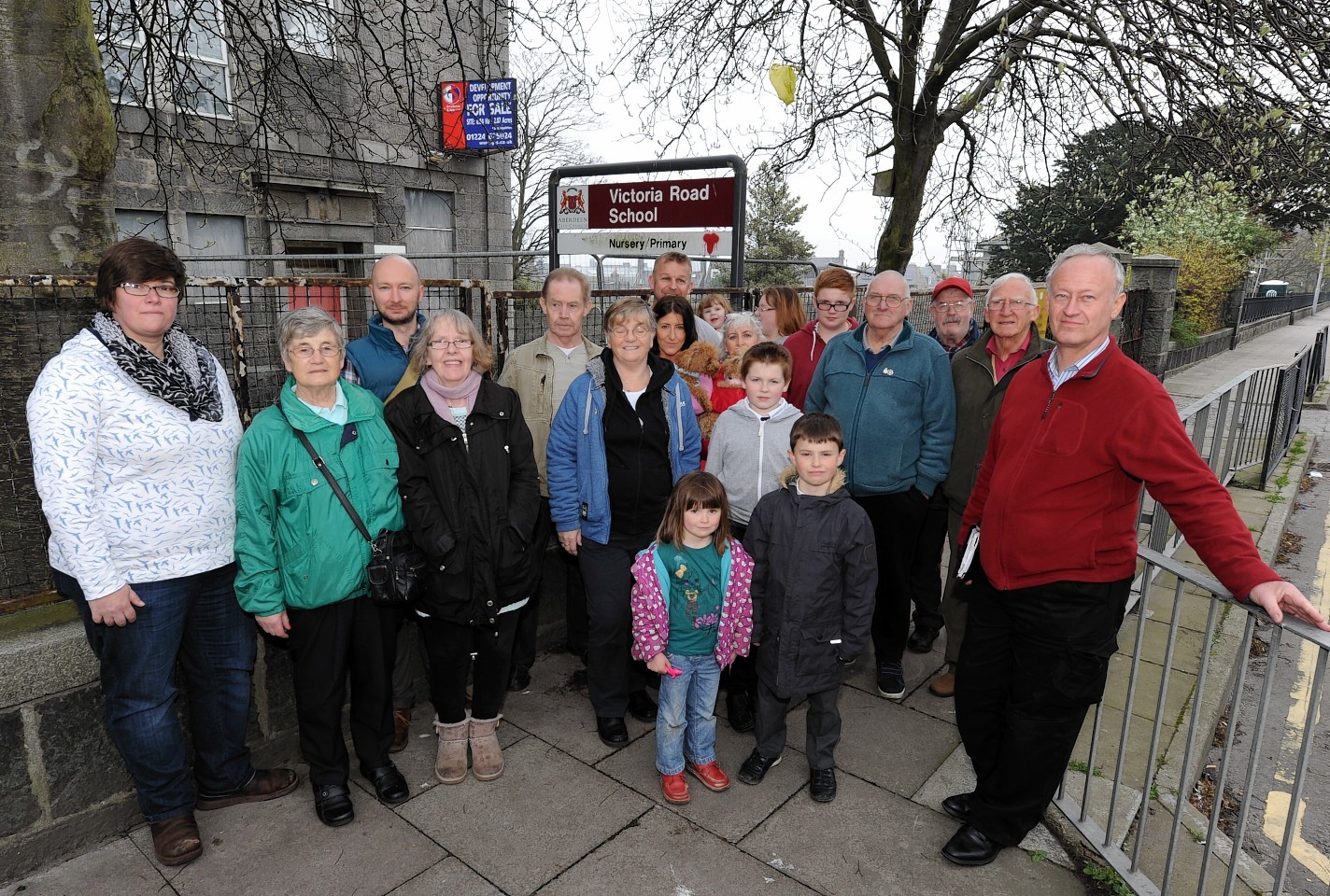 Victoria Road School campaigners