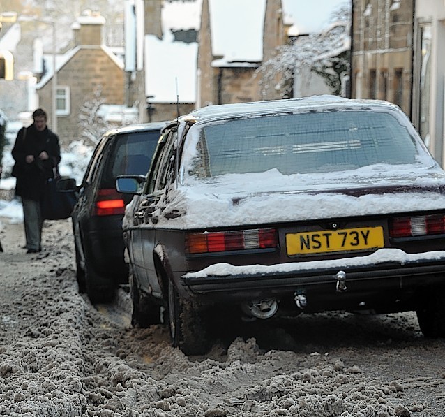 Snow brought chaos to north-east roads
