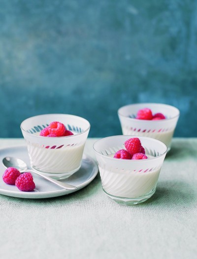 LAVENDER AND HONEY PANNA COTTA