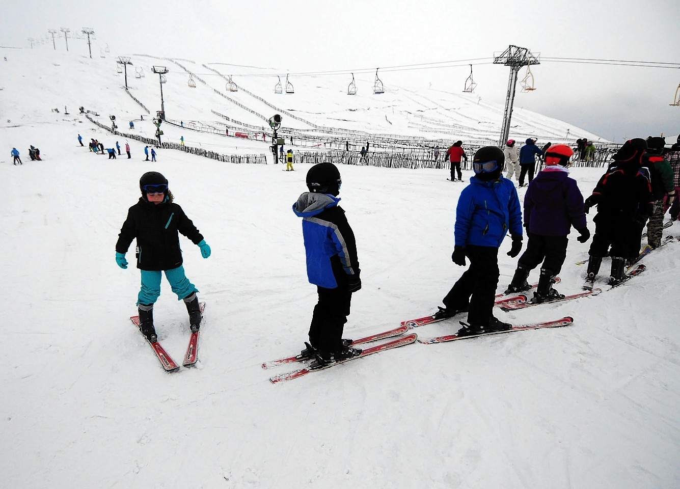 CairnGorm skiers