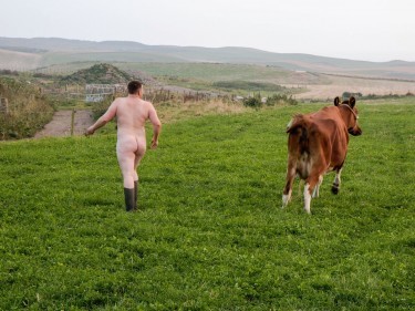 Naked-farmers-4.jpg