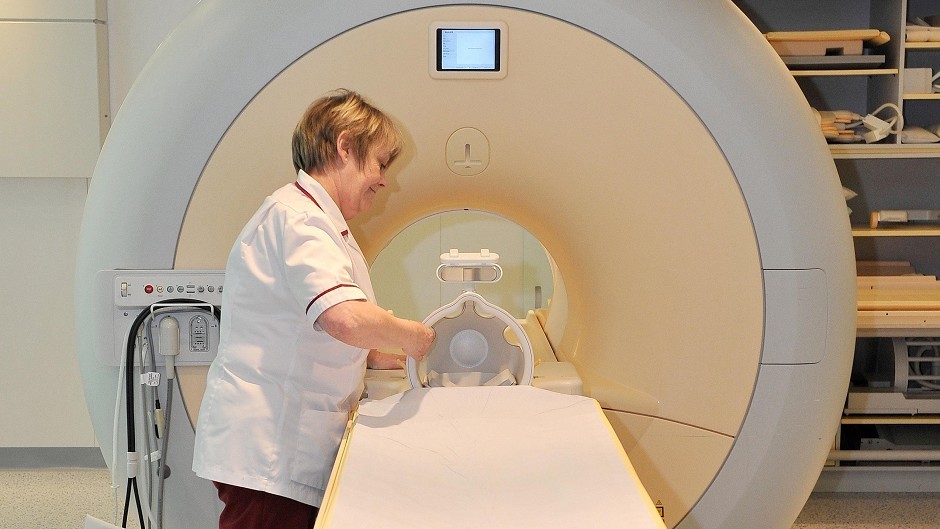 An NHS Western Isles hospital will install the island's first MRI scanner.