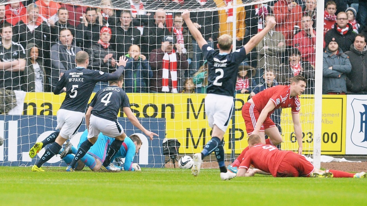 Thomas Konrad got off to a great start, heading Dundee into the lead after just four minutes.