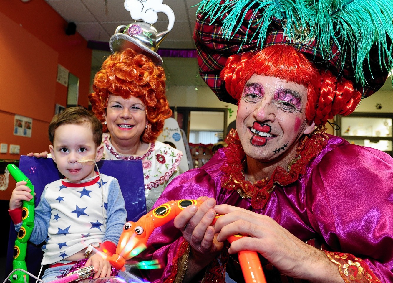 Panto stars visit Aberdeen sick kids hospital