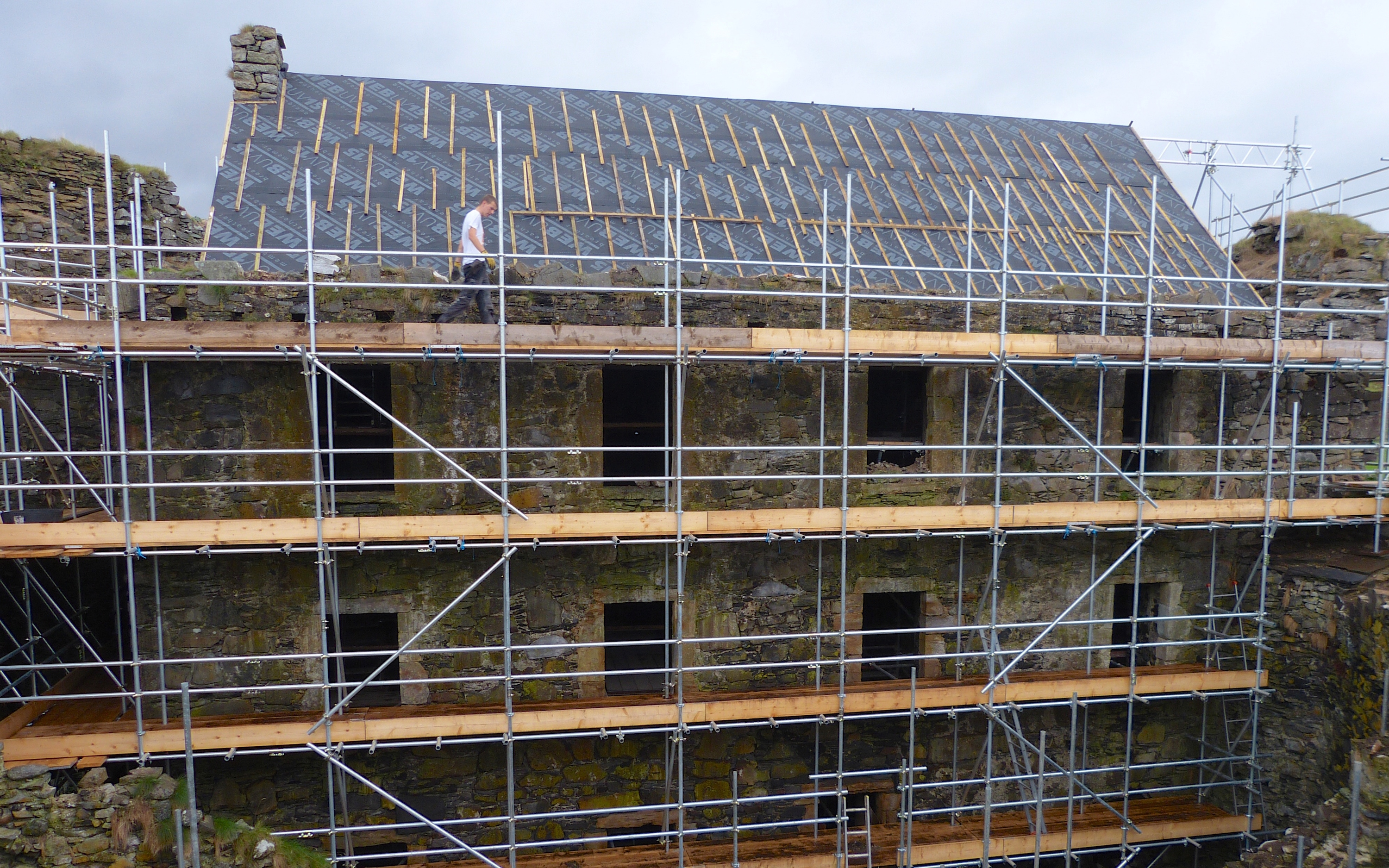 Work being carried out on Mingary Castle
