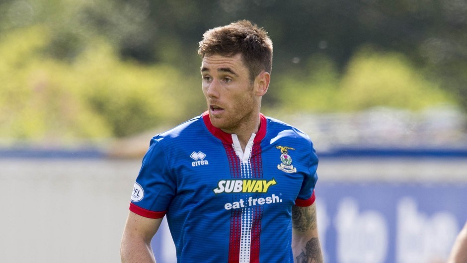 Greg Tansey has signed a new contract with Caley Thistle