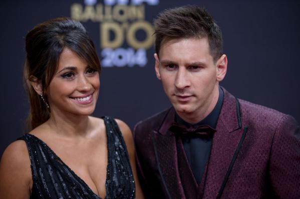 Lionel Messi and his purple suit