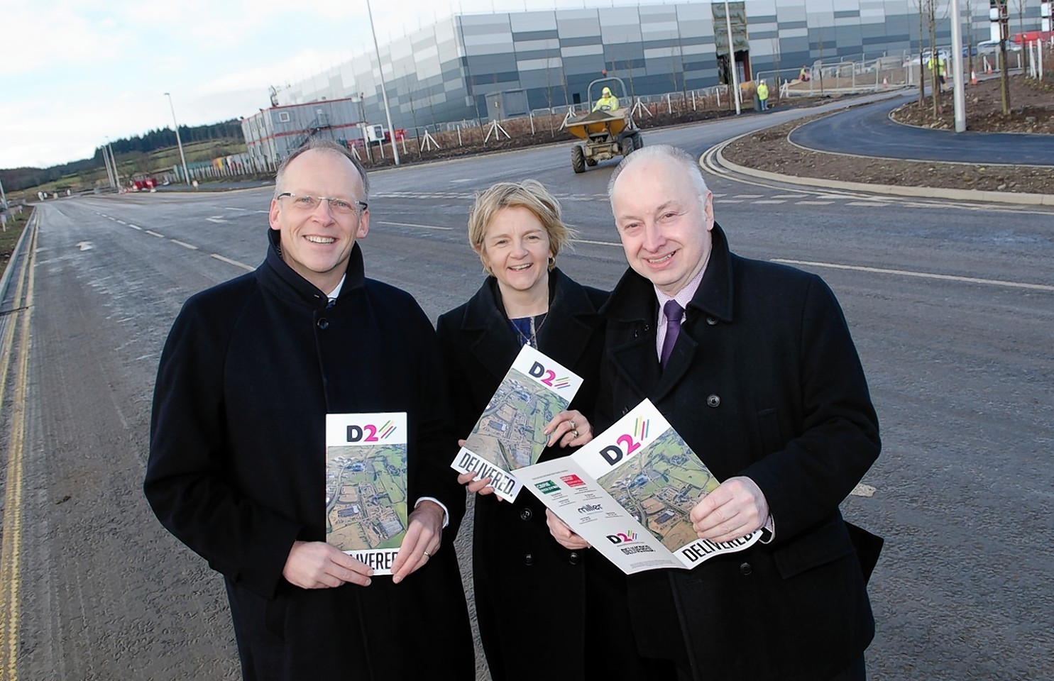 David Milloy, Joint MD of Miller Developments is joined by Jenny Laing, Leader of Aberdeen City Council, and Lord Provost of Aberdeen, George Adam, to officially declare D2 Business Park open for business.